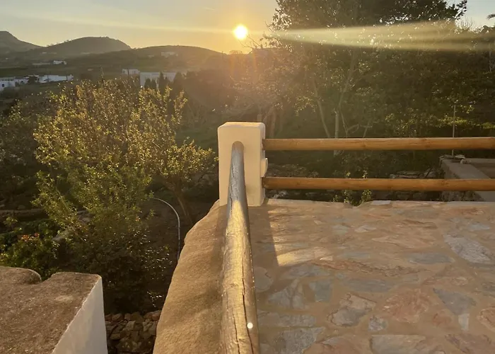 Cycladic Art Dame